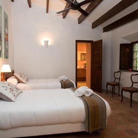 Alquiler De Casa Rural Completa: Masia Del Siglo XV En La Costa Brava Санта-Кристина-де-Аро Экстерьер фото